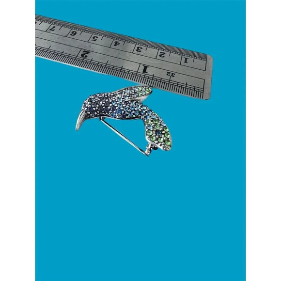 Monet Hummingbird Brooch Pin Rhinestone Crystal Green Blue Signed Sparkle - Picture 4 of 5